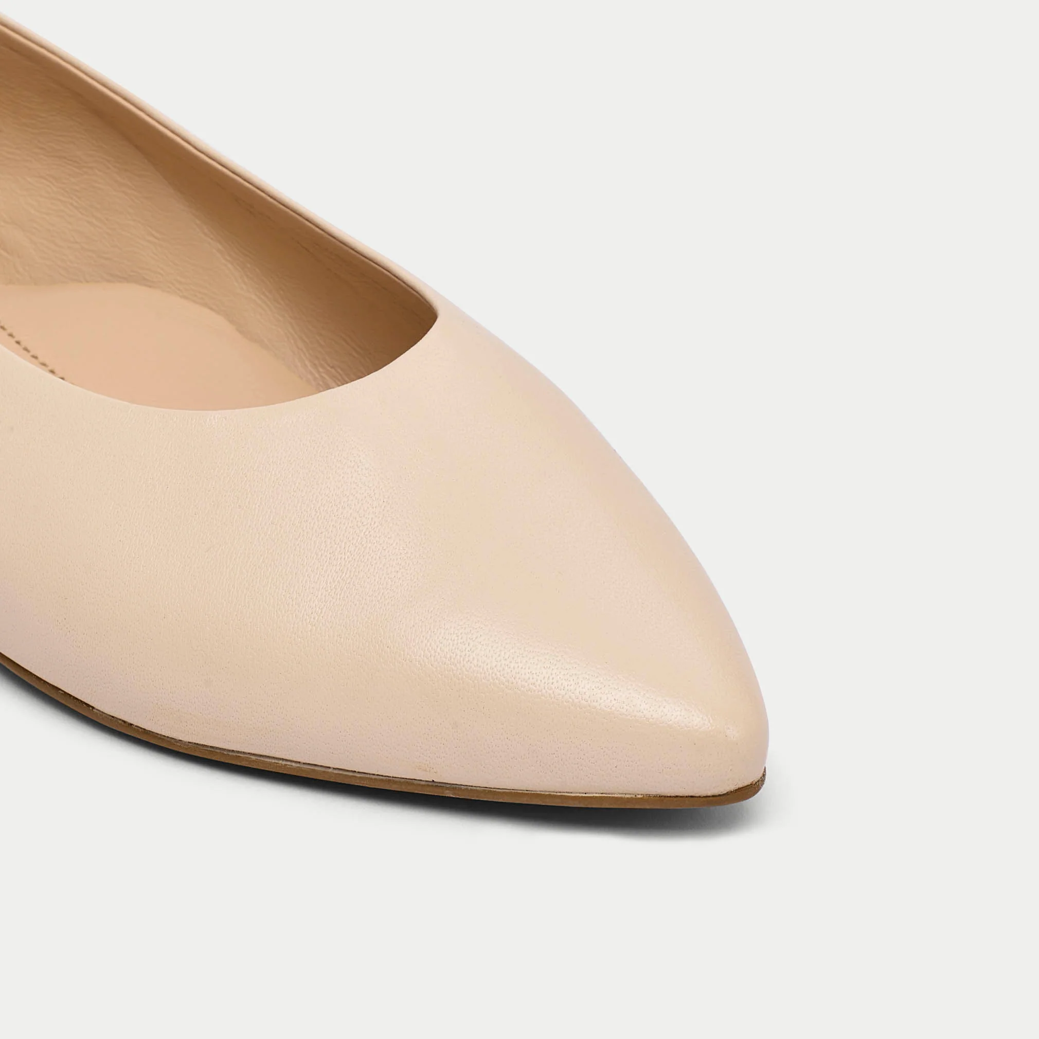 Agata - Butter Cream Leather Ballerinas - Image 4